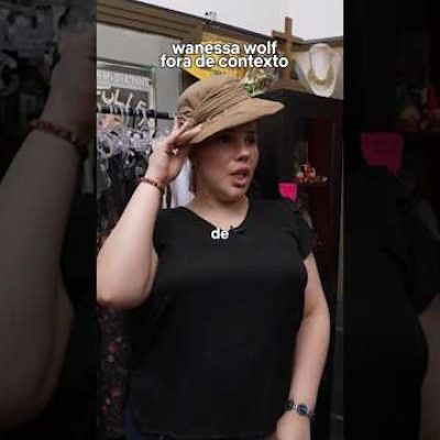 A LOBA PERDEU A CABEÇA NO BRECHÓ!