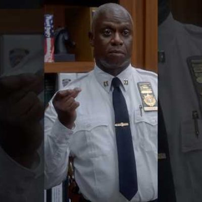A língua de chicote do Holt 😂